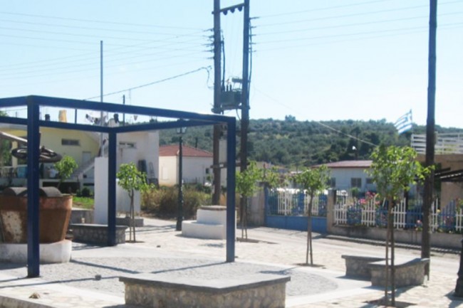 Παραδόθηκε σε χρήση η νέα πλατεία στο χωριό Μαψός