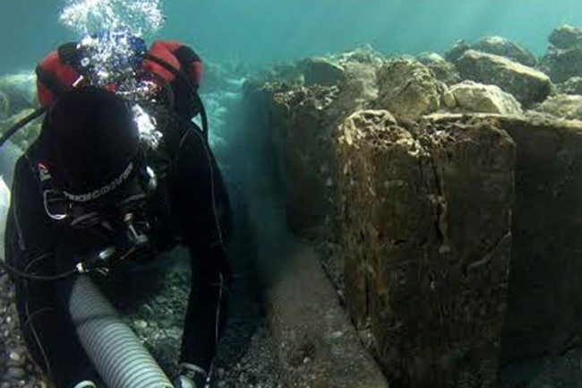 Έρευνες στο αρχαίο λιμάνι του Λεχαίου